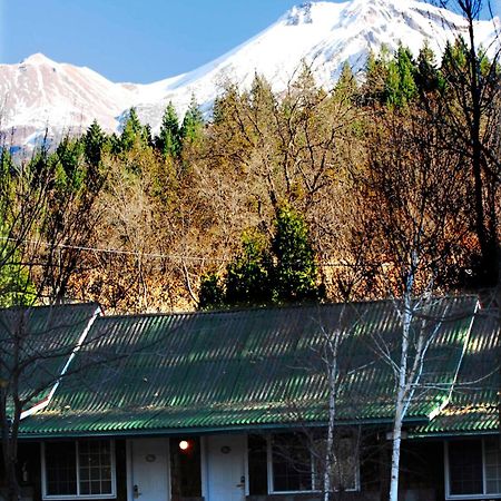 Strawberry Valley Inn Маунт-Шаста Екстер'єр фото